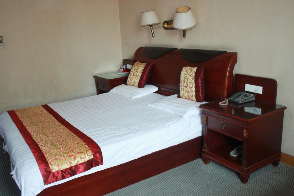 Taizhou Taishan Business Hotel Kamer foto